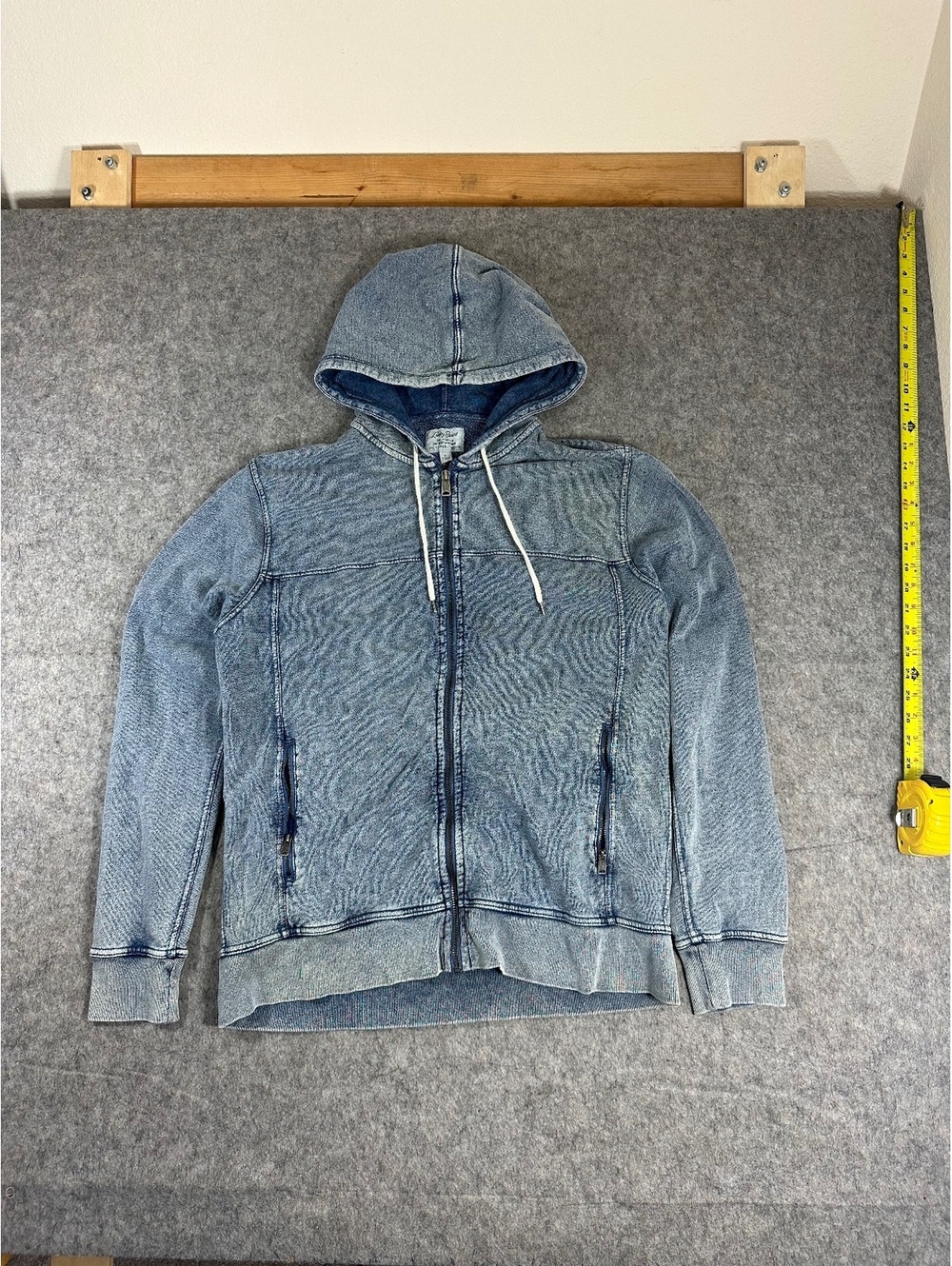 Vintage Lucky Brand faded blue zip hoodie mens Large